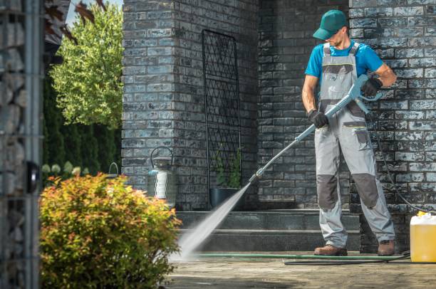 Best Animal Enclosure Cleaning  in Fairfield, IA