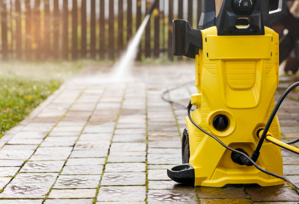 Best Pool Deck Cleaning  in Fairfield, IA